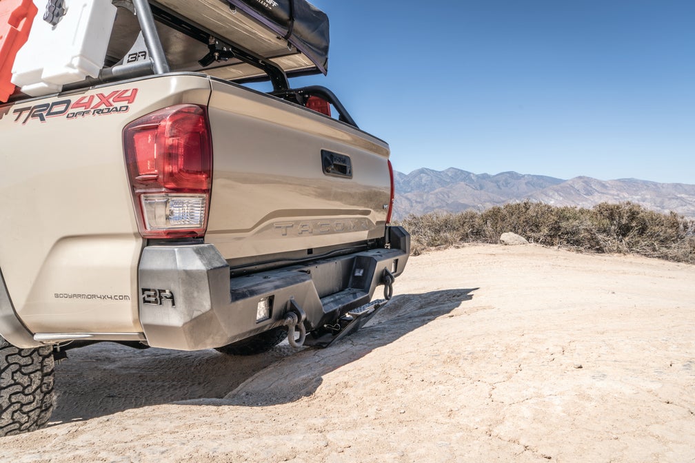BACKBONE HITCH SKID