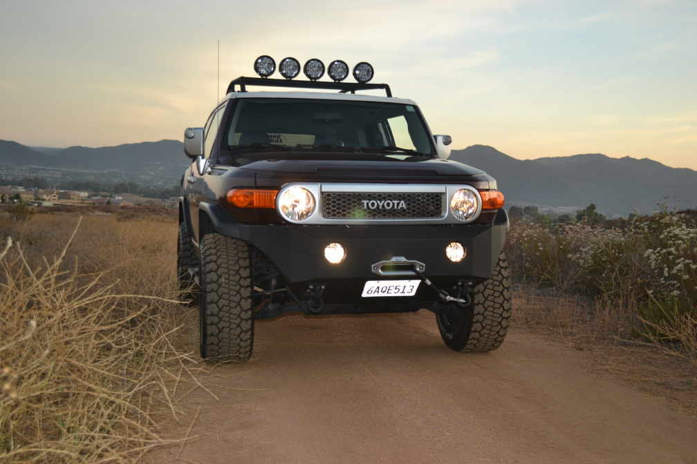 2007-2014 TOYOTA FJ CRUISER FRONT WINCH BUMPER